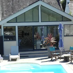 Hébergement de vacances Maison Piscine, Guidel